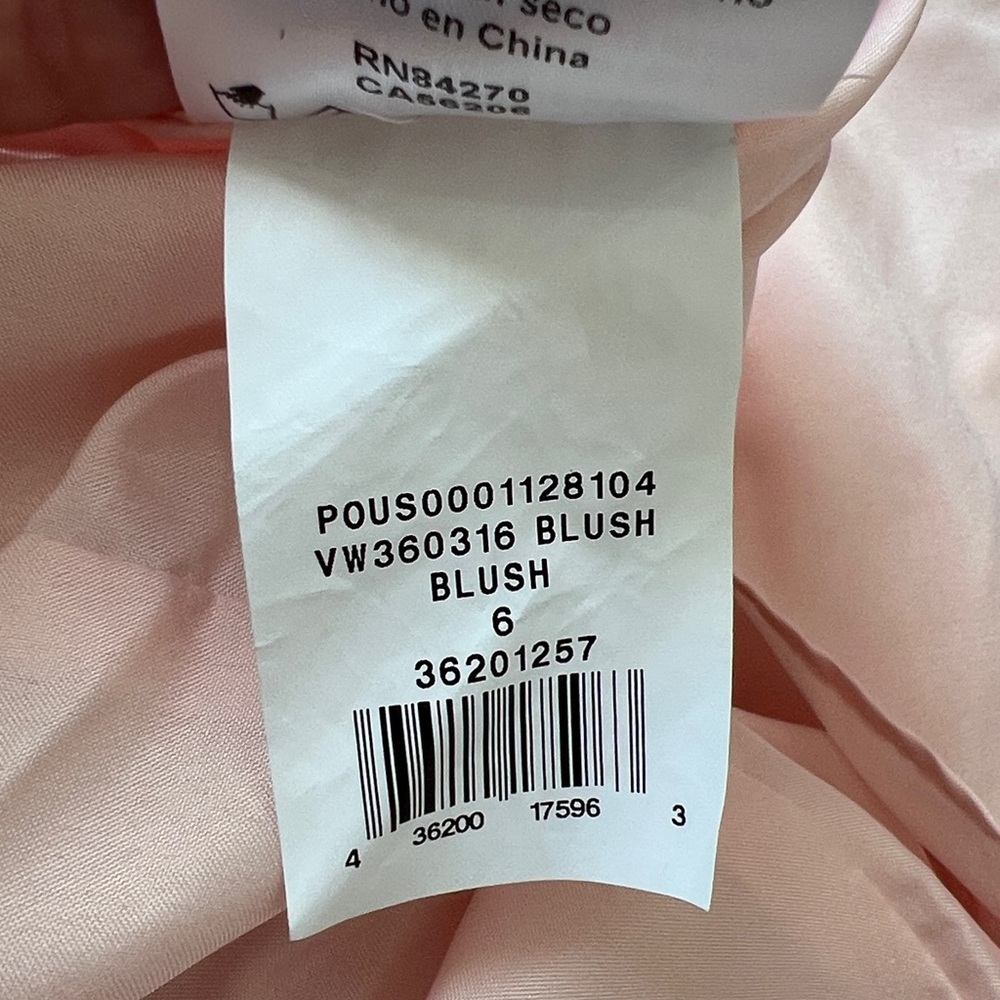 White by Vera Wang Soft Pink Fabric - Picture 6 of 6